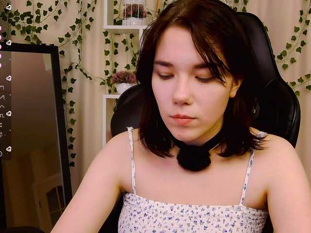 Kelly-foox's BongaCams show and profile