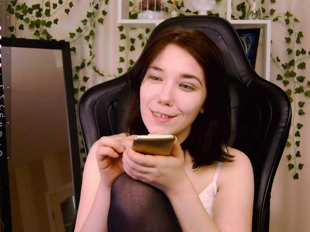 Kelly-foox's BongaCams show and profile