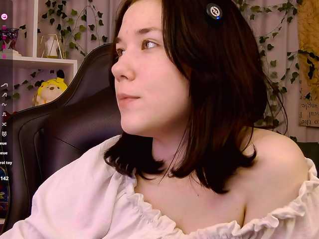 Kelly-foox's BongaCams show and profile