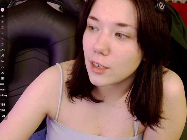 Kelly-foox's BongaCams show and profile