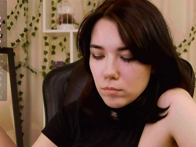 Kelly-foox's BongaCams show and profile