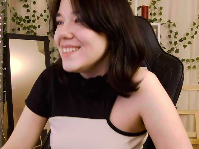 Kelly-foox's BongaCams show and profile