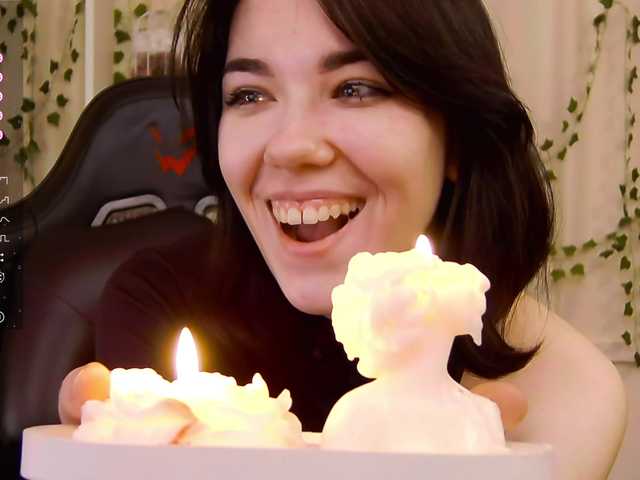 Kelly-foox's BongaCams show and profile