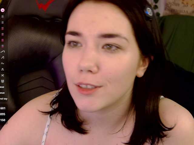 Kelly-foox's BongaCams show and profile