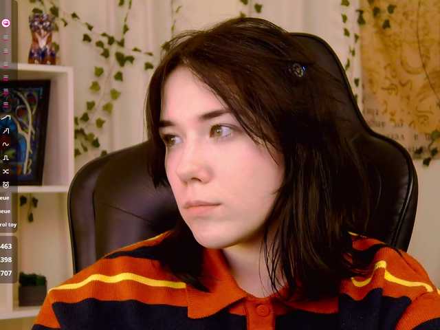 Kelly-foox's BongaCams show and profile