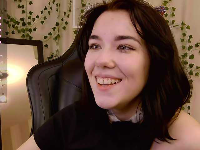 Kelly-foox's BongaCams show and profile