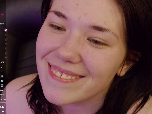 Kelly-foox's BongaCams show and profile