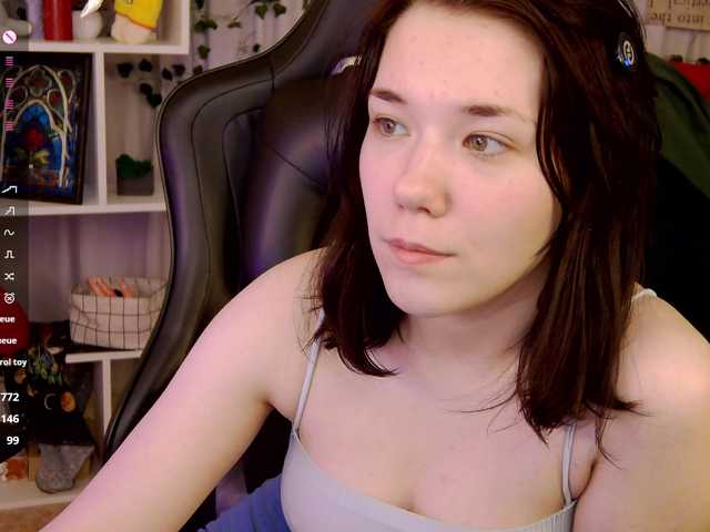 Kelly-foox's BongaCams show and profile