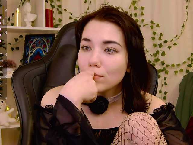 Kelly-foox's BongaCams show and profile