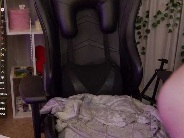 Kelly-foox's BongaCams show and profile