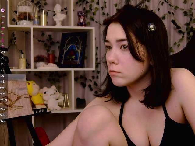 Kelly-foox's BongaCams show and profile