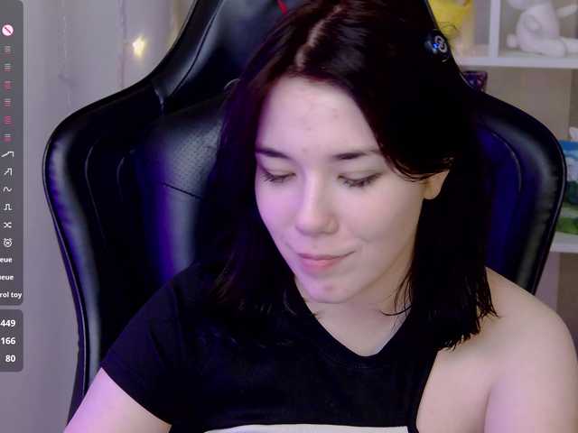 Kelly-foox's BongaCams show and profile