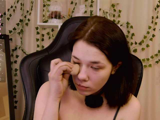 Kelly-foox's BongaCams show and profile