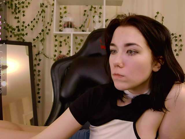 Kelly-foox's BongaCams show and profile