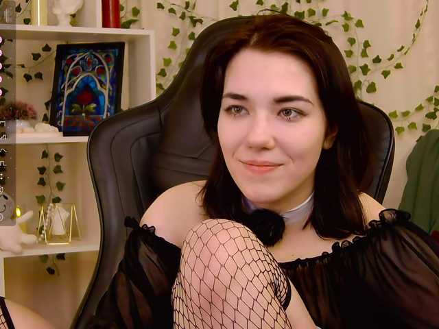 Kelly-foox's BongaCams show and profile