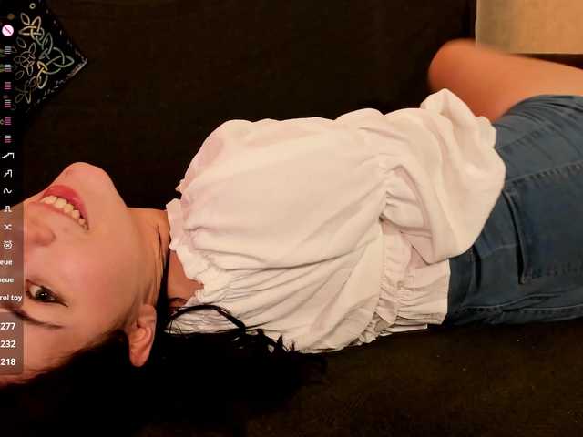 Kelly-foox's BongaCams show and profile