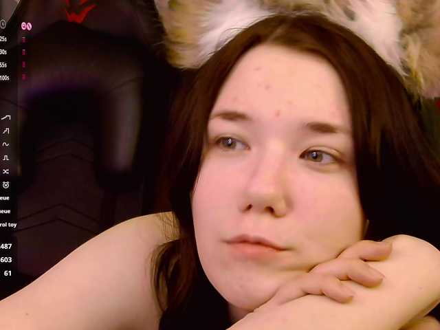 Kelly-foox's BongaCams show and profile