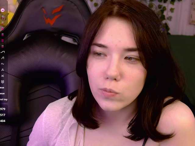 Kelly-foox's BongaCams show and profile