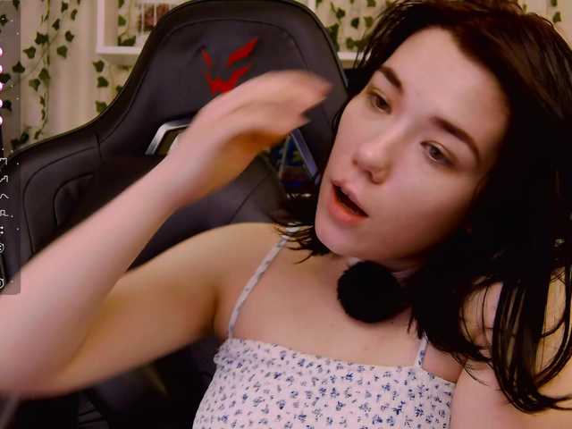 Kelly-foox's BongaCams show and profile