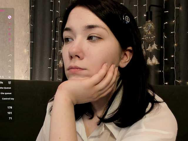 Kelly-foox's BongaCams show and profile