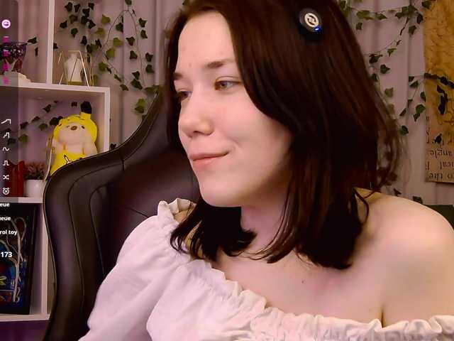 Kelly-foox's BongaCams show and profile