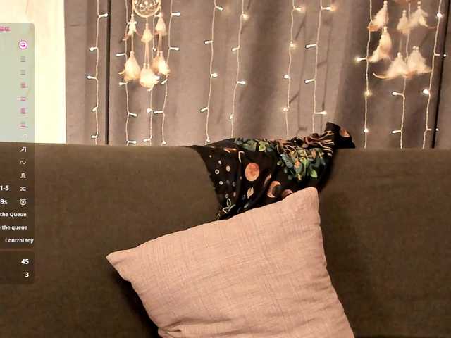 Kelly-foox's BongaCams show and profile