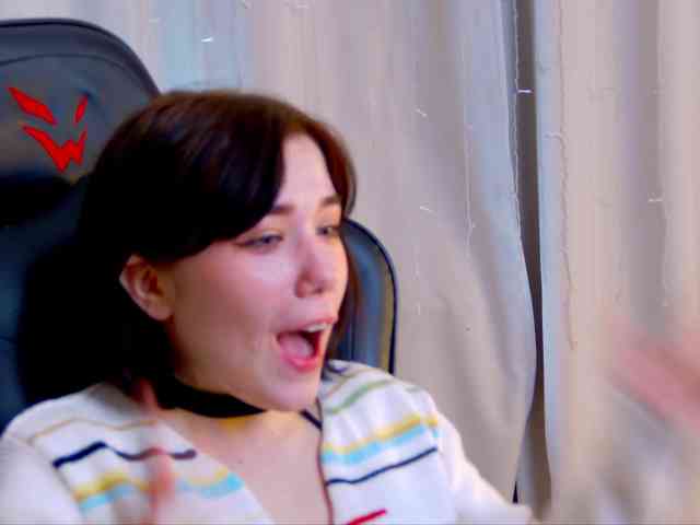 Kelly-foox webcam