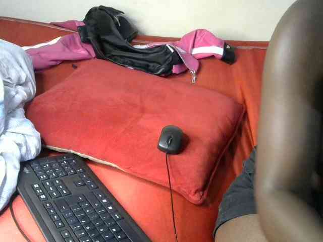 QueenEbony webcam