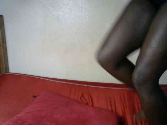 QueenEbony webcam