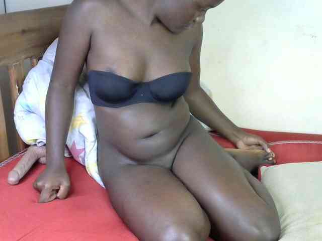 QueenEbony webcam
