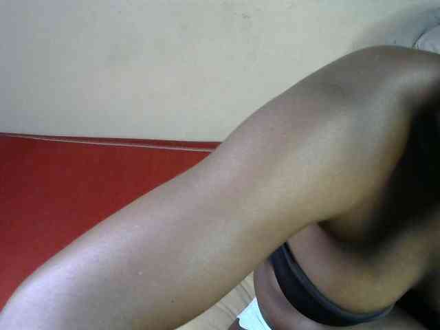 QueenEbony webcam