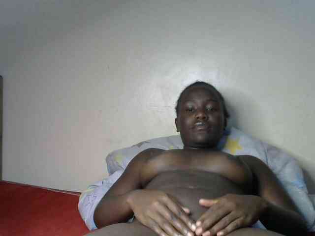 QueenEbony webcam