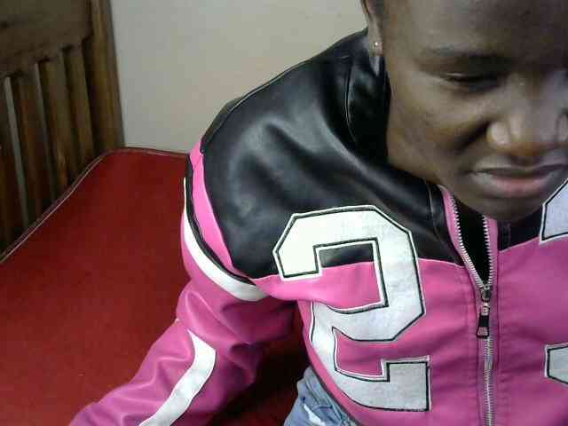 QueenEbony webcam