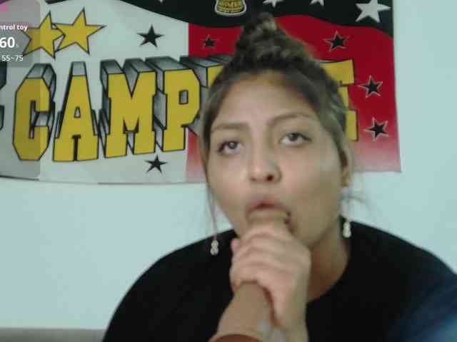 CinnaMorena webcam