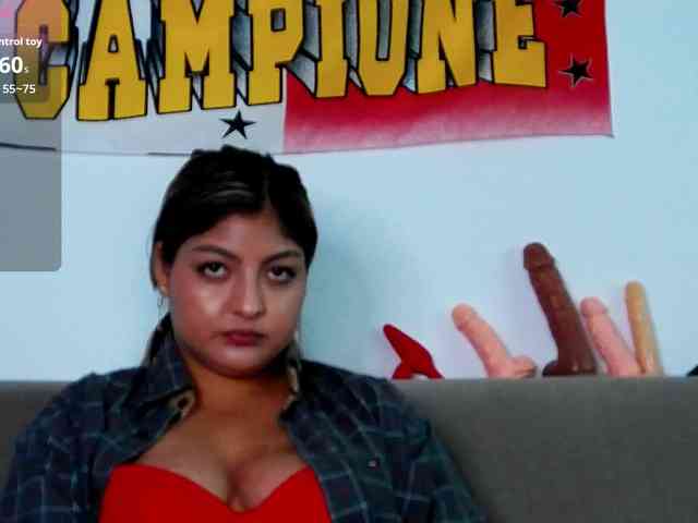 CinnaMorena webcam