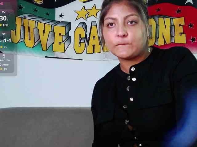 CinnaMorena webcam