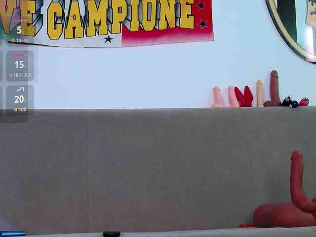 CinnaMorena webcam