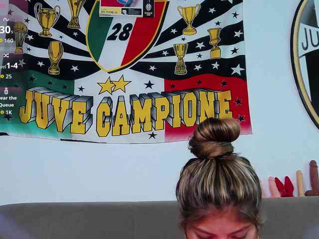 CinnaMorena webcam