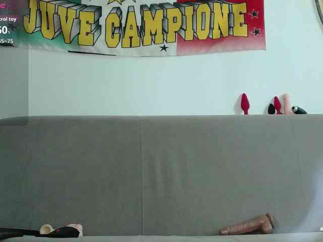 CinnaMorena webcam