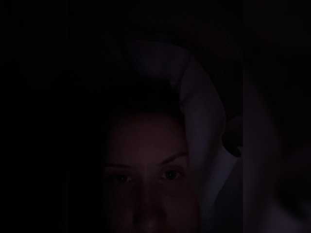 LUXUKISSKA's BongaCams show and profile