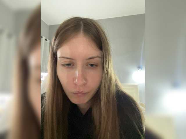 le modèle Luxukisska est en webcam porno dans un show sur le site bongacams, il possède les tags suivants: White/Caucasian,Blonde,Shaved