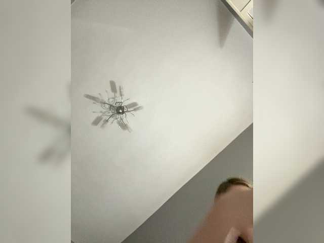 LUXUKISSKA's BongaCams show and profile