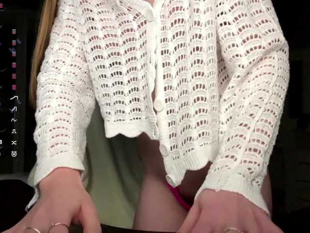 LUXUKISSKA's BongaCams show and profile