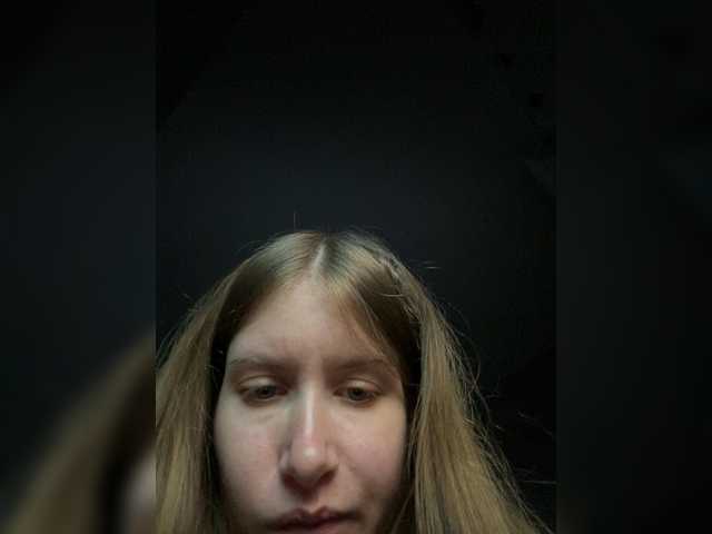 LUXUKISSKA's BongaCams show and profile