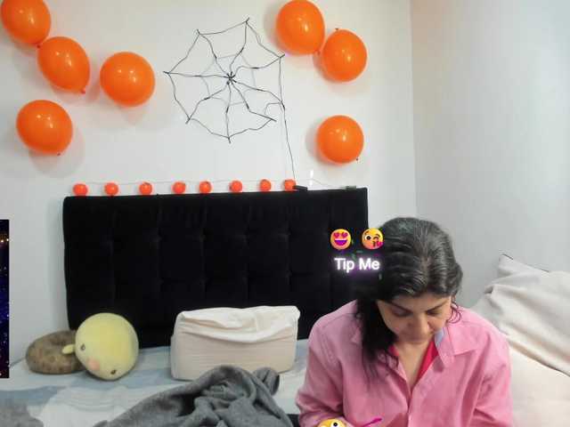 Yin-yanghot – webcam model profile photo