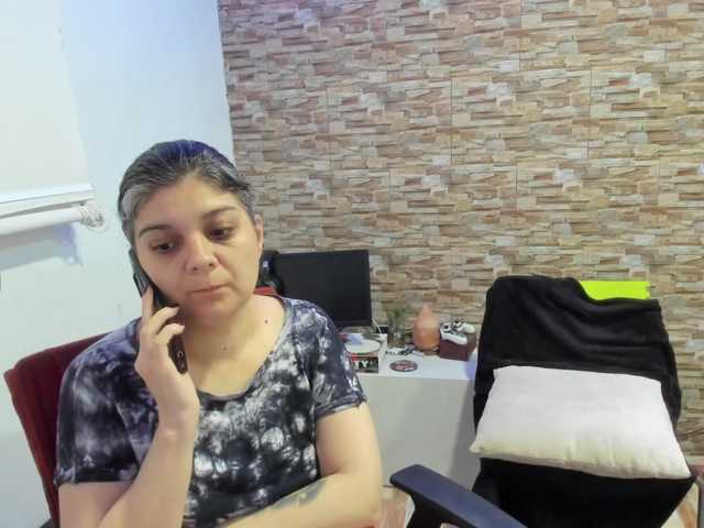 Yin-yanghot's BongaCams show and profile