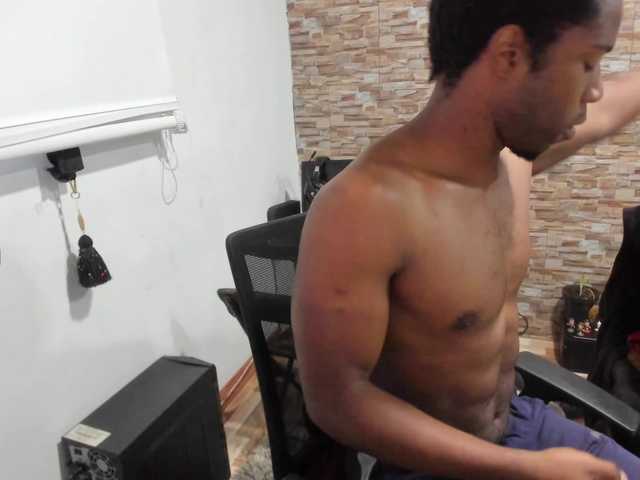 Yin-yanghot Live Cam on BongaCams