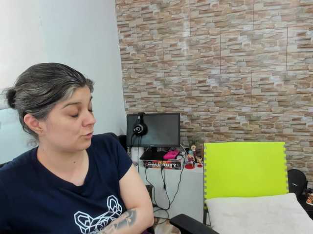 Yin-yanghot – webcam model profile photo