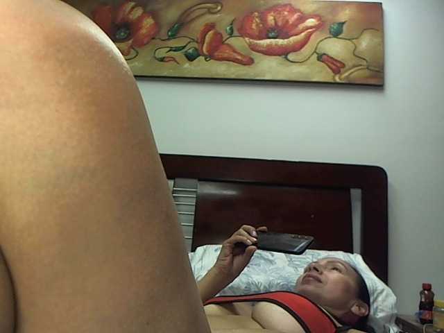 cjpq2525-2's BongaCams show and profile