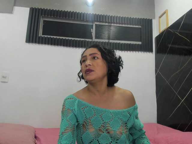 emperatris-23 webcam bongacams model stream image